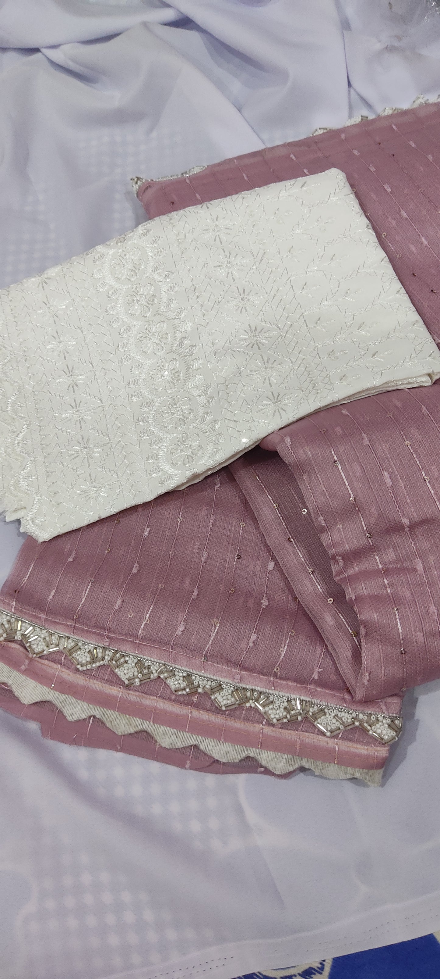 Kaddhi linen saree